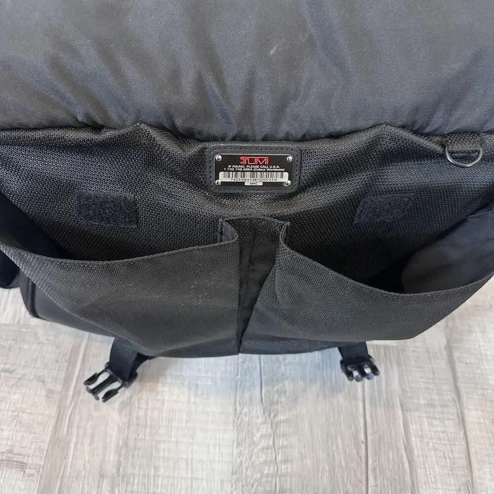 Tumi T Tech Expandable Shoulder Laptop Bag Briefcase Ballistic Nylon Black 564c